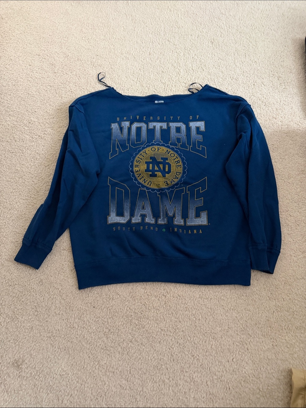 Hollister Off-Shoulder Pullover Sweatshirt in Blue with Gold Logo